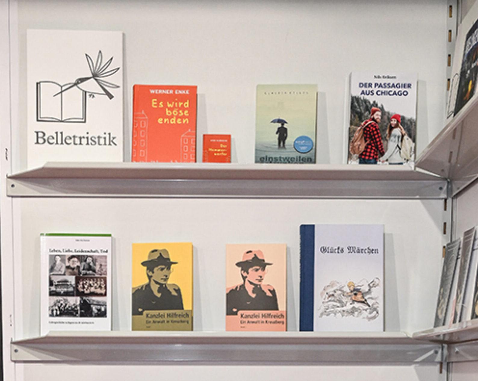 belletristik перевод Im BelletristikRegal auf der Buchmesse Autor Nils Eriksen